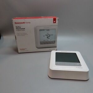 Honeywell T6 Pro Programmable Thermostat (TH6210U2001) White, Used. FREE SHIP